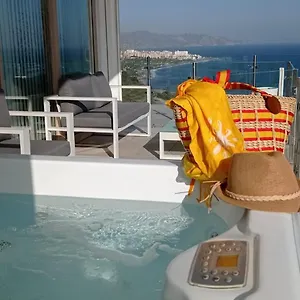 https://apartamentos-martalia.1costadelsol.com